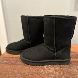 UGG Classic II Genuine Shearling Lined Short Boot (Women)